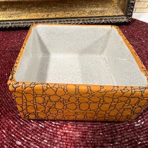 Tozai home ceramic pottery square